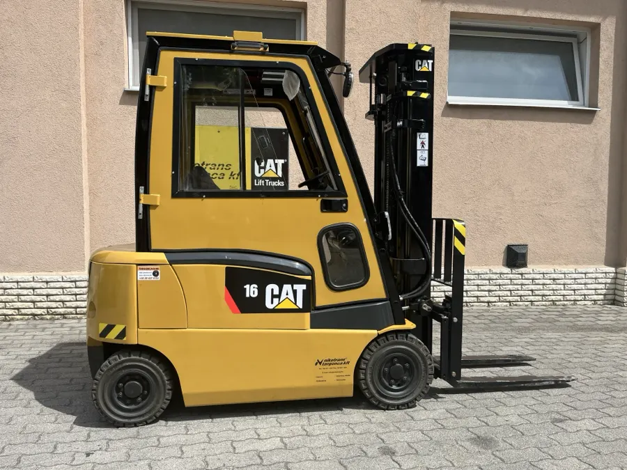 Cat® EP16CPN elektromos homlokvillás