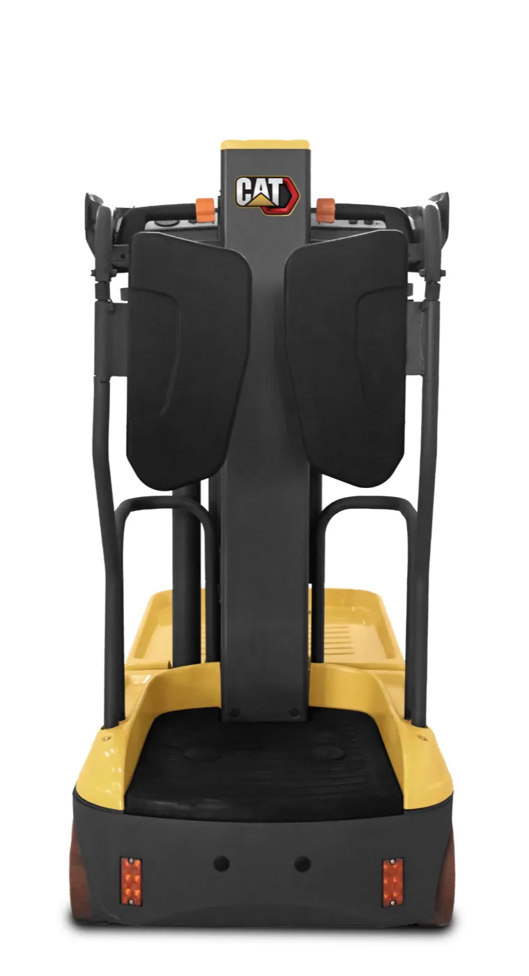 Cat® MNO015Q1 mini komissiózó targoncák – 3. kép