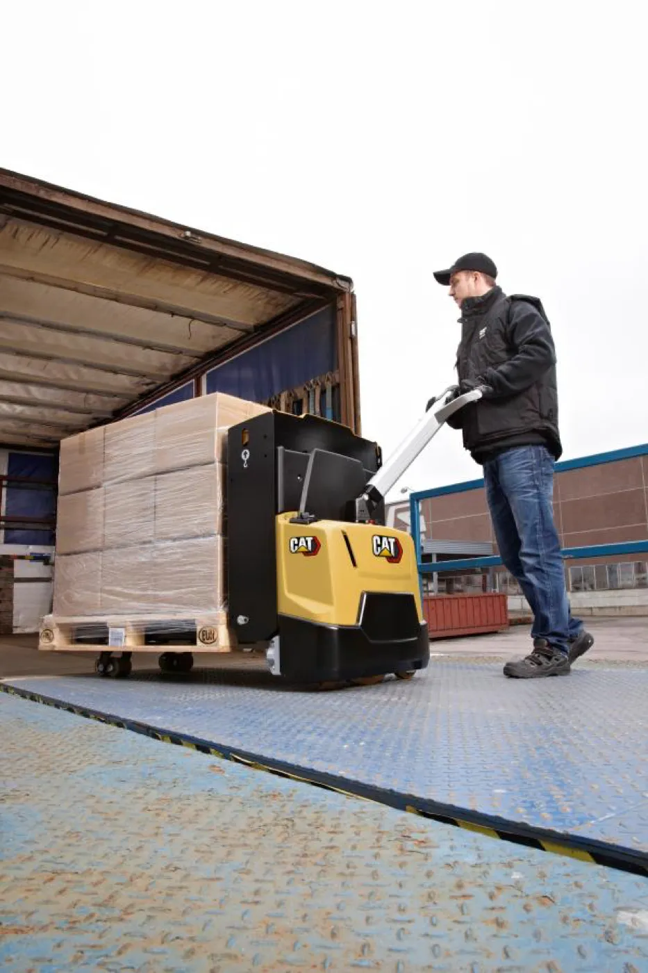 Cat® NPP16-20N3(R)(E) elektromos raklapszállító targoncák – 2. kép